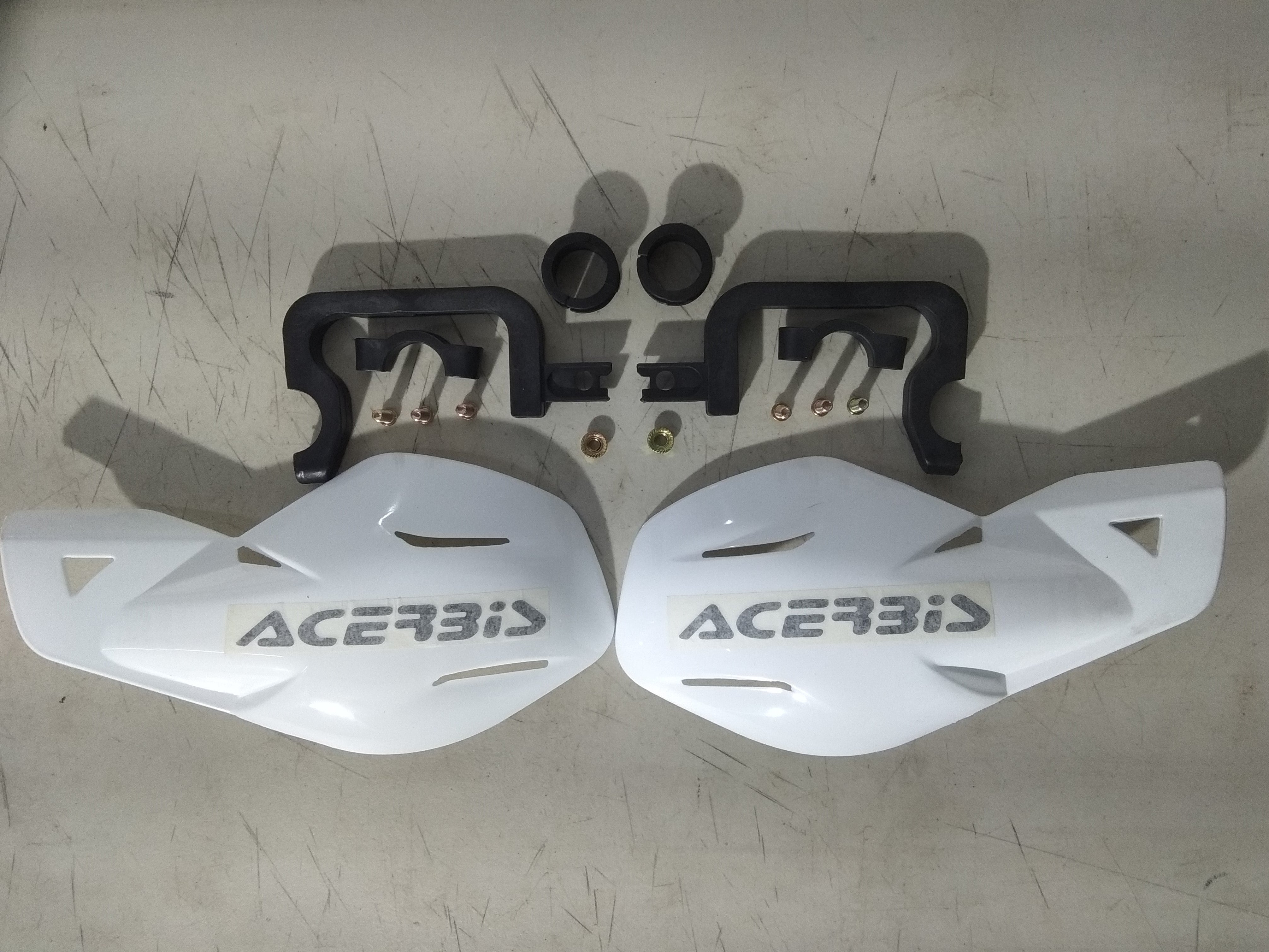 Cobertor de Manillas Plastico Blanco Acerbis