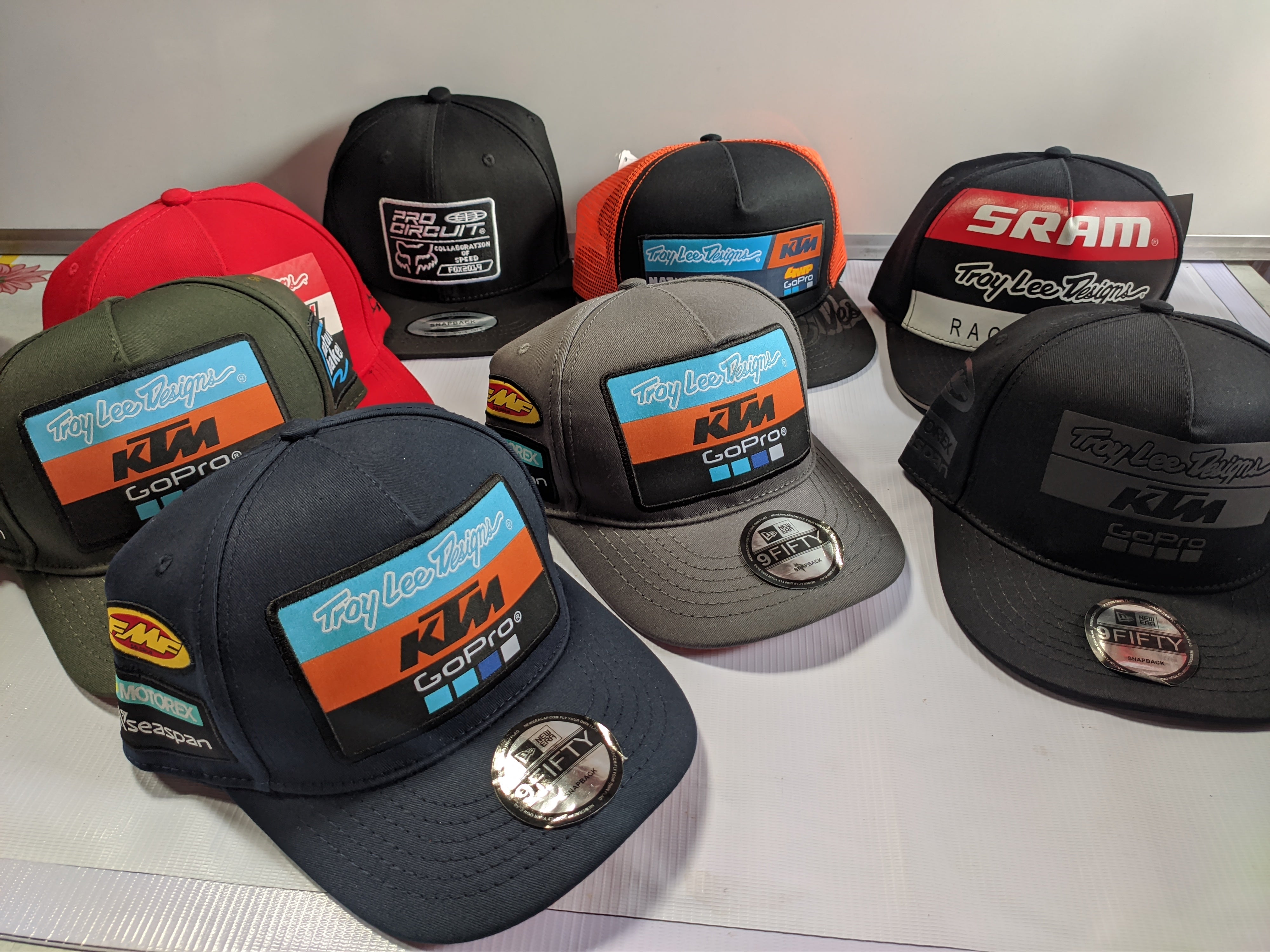 Gorras de Visera Plana