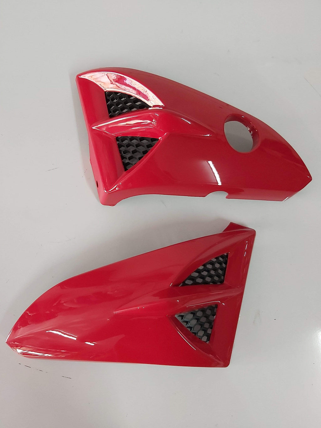 Tapas Toma de Aire YBR125 Rojo